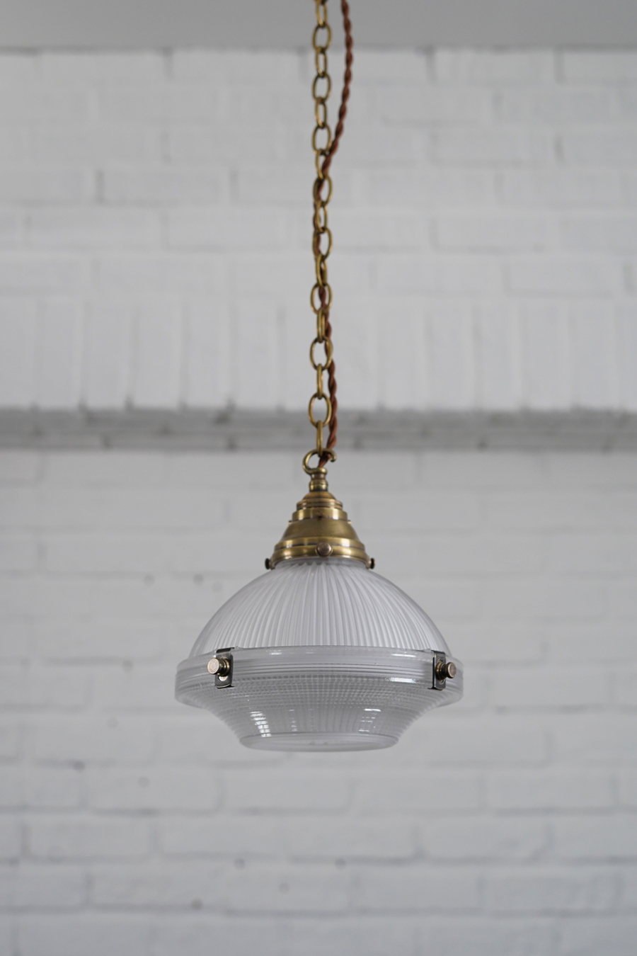 Glass pendant lamp _ “HOLOPHANE” | ANTISTIC | アンティスティック オフィシャルサイト